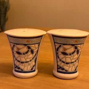 Vintage Pfaltzgraff Blue and Cream Mosaic Salt and Pepper Shakers